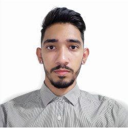 Esnayder Reyes Molina