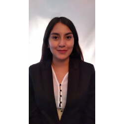 Roxana Guarneros