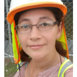 Jacqueline Valencia