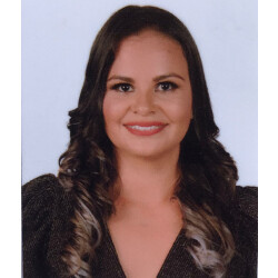 Mabel Robles Umaña
