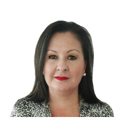 Carla Chaves