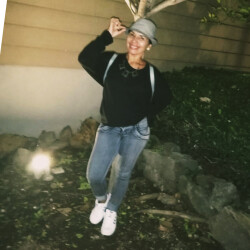 Karen Mora