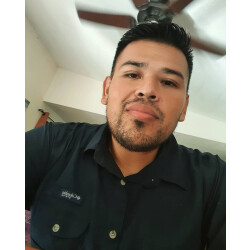Randall Moreno
