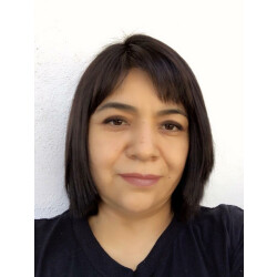 Reina Elizabeth Chegüén González