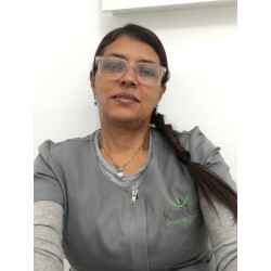 Roxy castillo