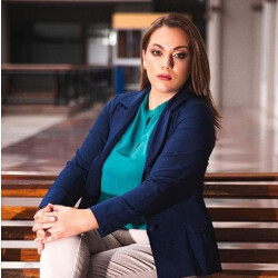Mónika Hidalgo