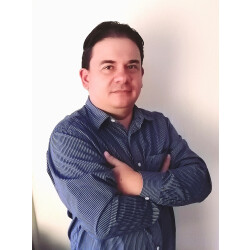 César