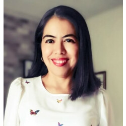 Lis Benitez