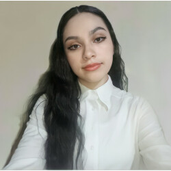 Yessenia Aymerich Cedeño