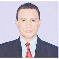Roberto Constantino Guzmán Rodríguez