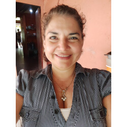 Reyna Isabel Márquez Flores