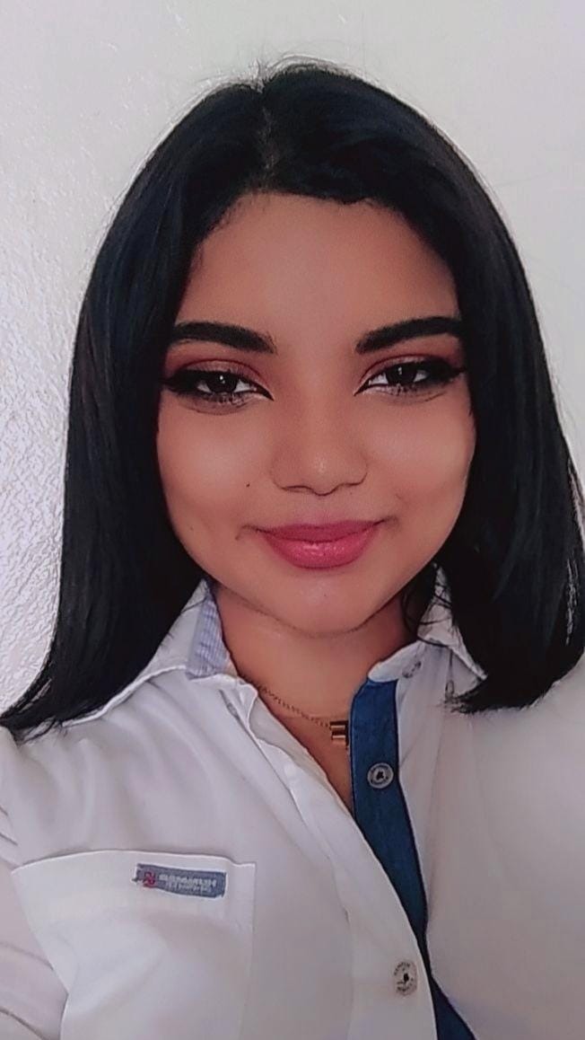 Linda Fernanda Salvatierra Suarez