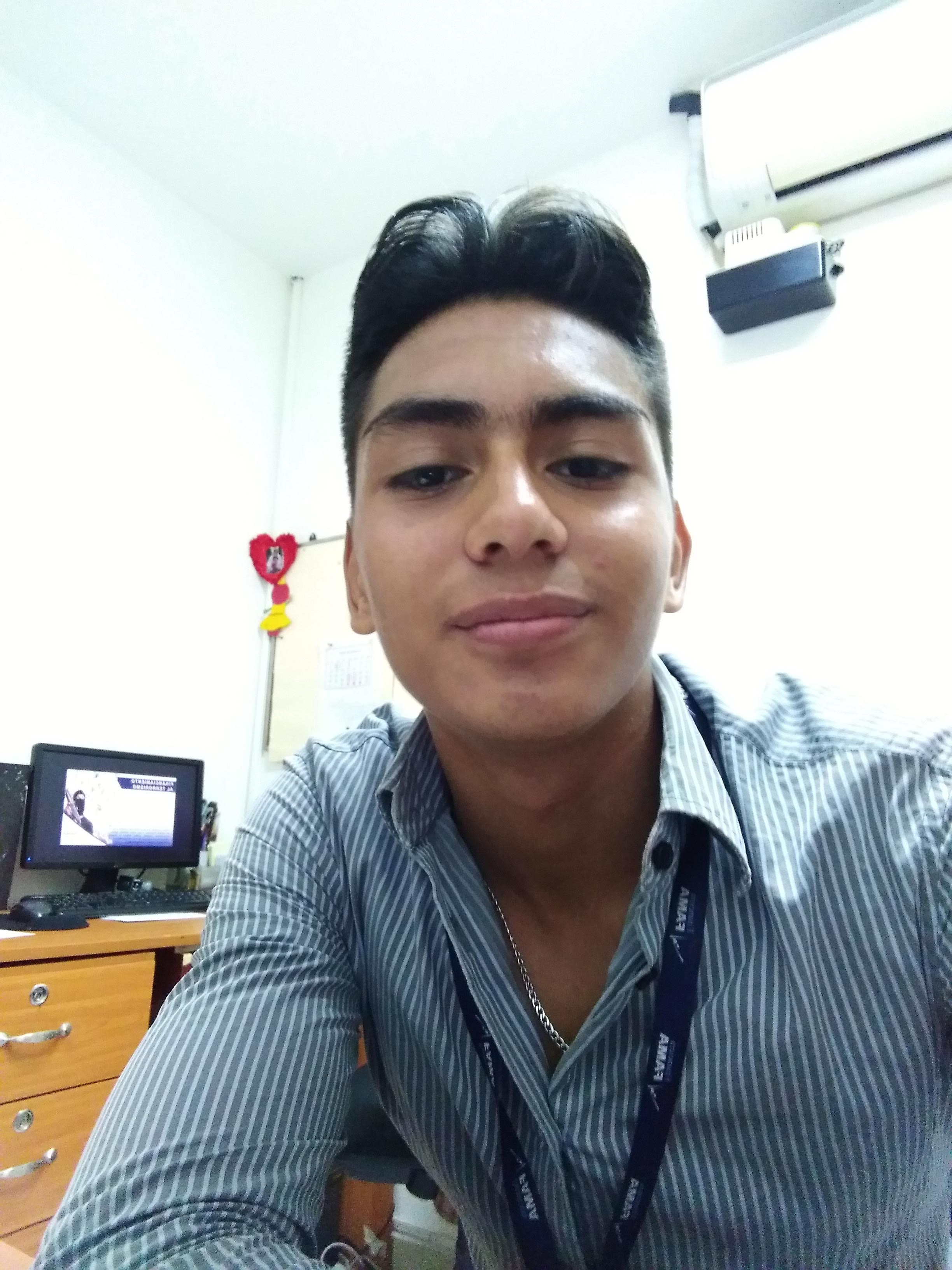 Axel Rosales Bravo