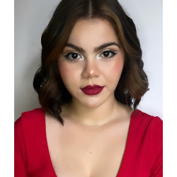 Anahí Flores Blandón