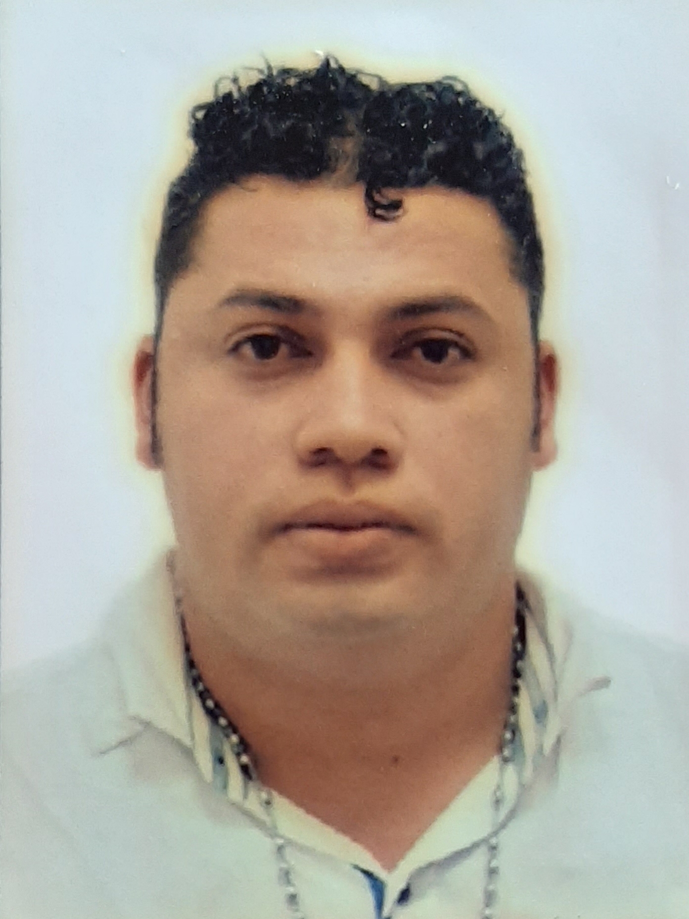 Juan Gabriel Flores González