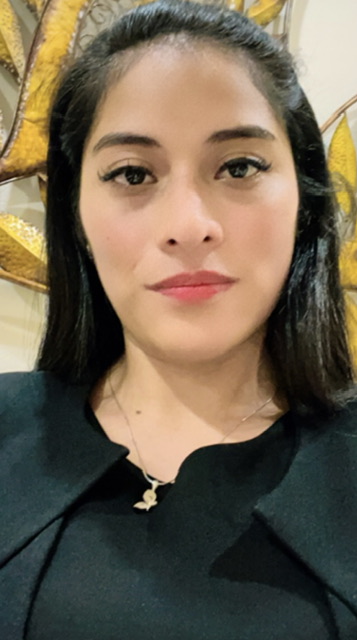 Carmen Sucelli Nabeli Flores Arteaga